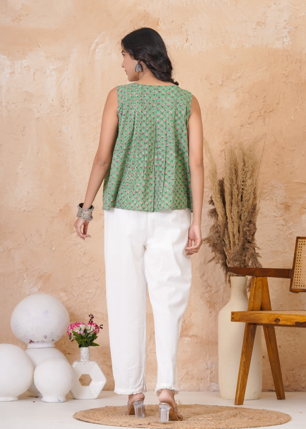 Olive Bud Summer Sleeveless Top